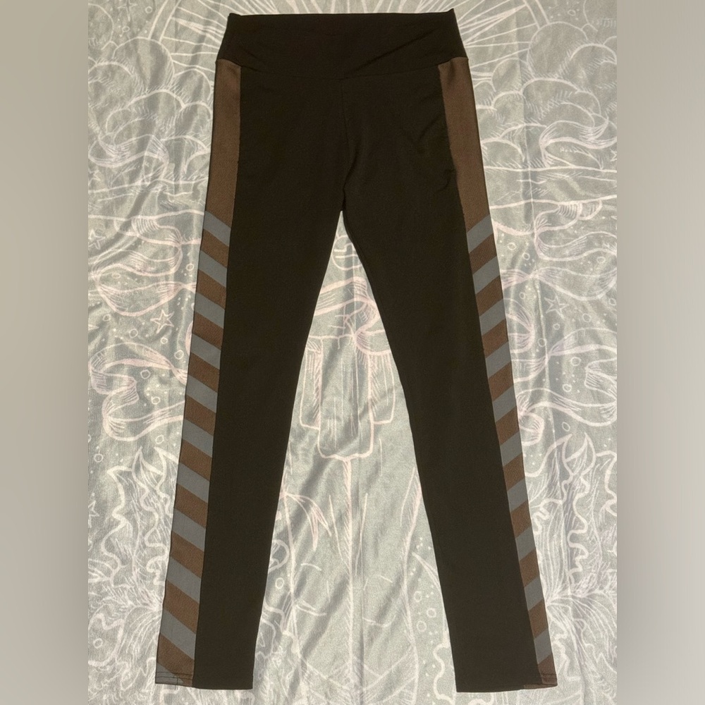 EUC New Mix Black and Brown Side Mesh Panel Leggings size medium
